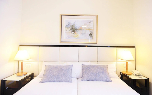 Abratel Suites Hotel