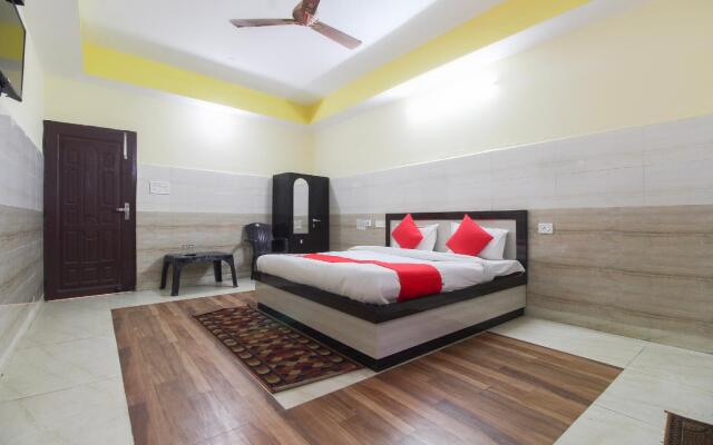 OYO 65548 Hotel Kisan Palace