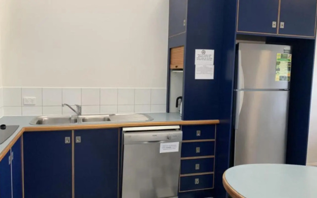 Unit 10 Sea Eagles Apartments