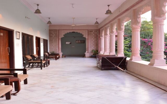 OYO 2689 Hotel Karan Villas