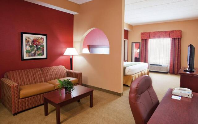 Holiday Inn Express & Suites Troy, an IHG Hotel