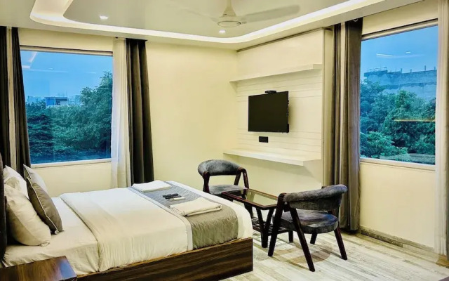 Raksha Suites & Banquet Greater Noida