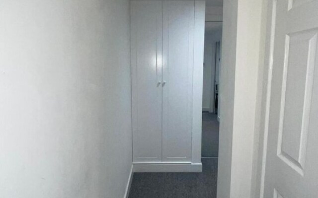 Immaculate 2-bed Apartment in London