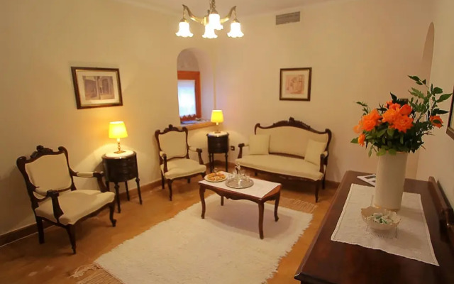 Argentikon Luxury Suites
