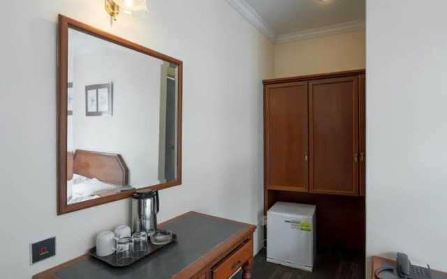 Penta Hotel (SG Clean Certified)