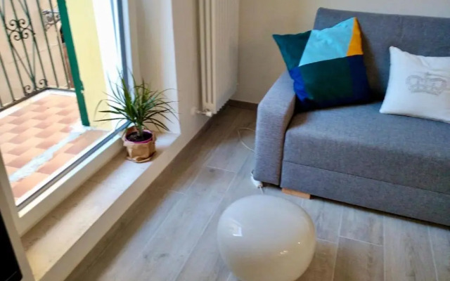 Angolo 54 (Adults Only)