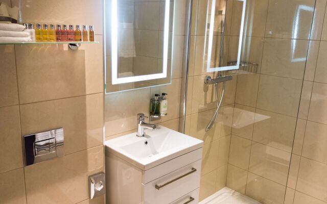 12th Lock Boutique Hotel