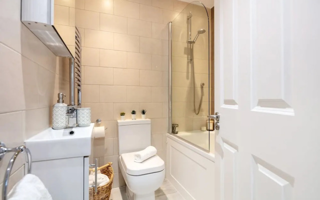 Chic 1BR Close to Buckingham Palace