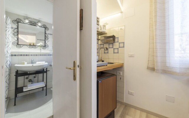 Lovely and Cosy Studio Flat in Trastevere
