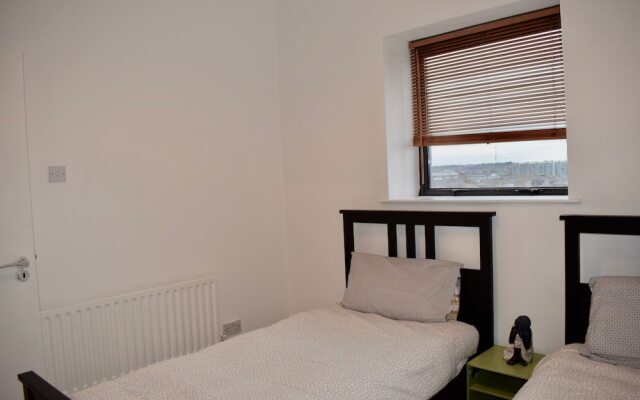 Modern 2 Bedroom Ifsc In Spencer Dock