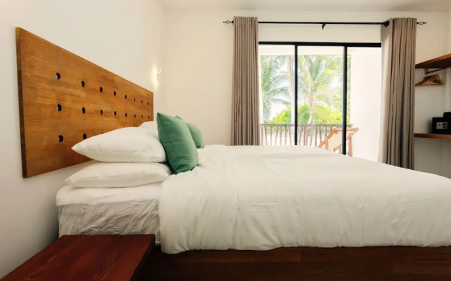 Azul Retreat