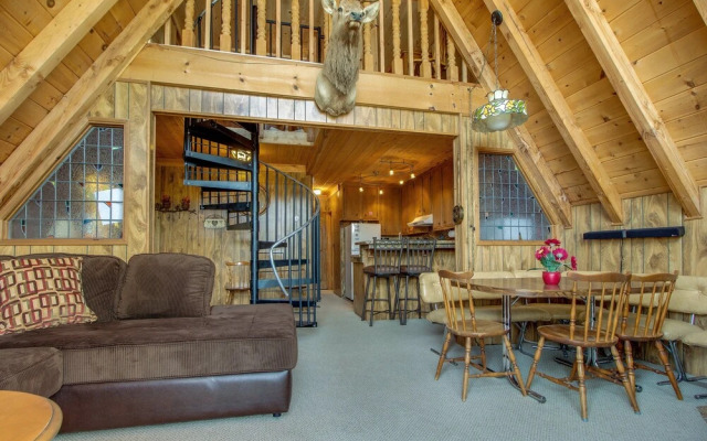 Castle Rock Cabin #2