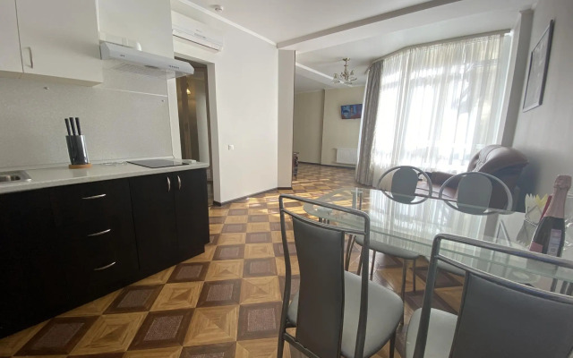 Апартаменты на улице Кирова 1