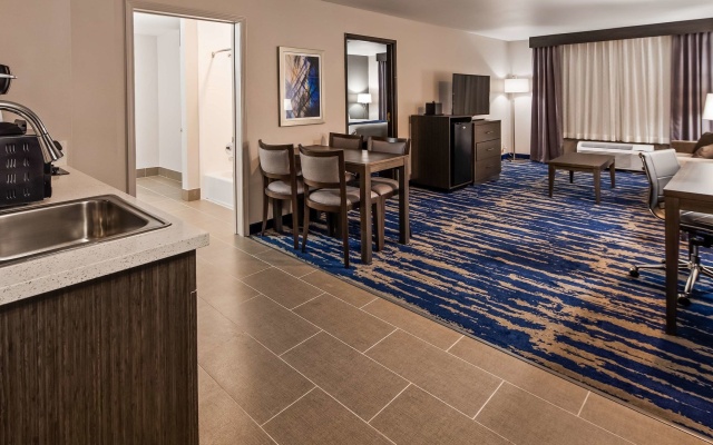 Garner Hotel Longview South by IHG