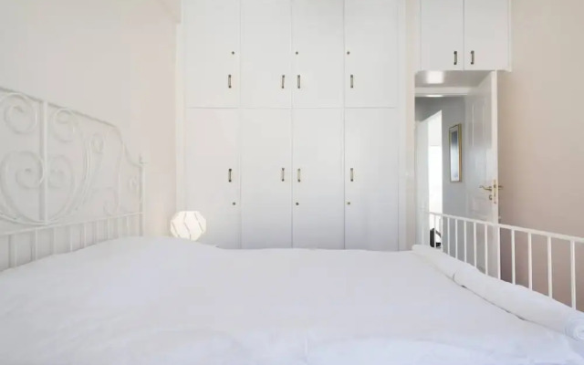 Neos Kosmos 1Bd Apt with Stunning Views