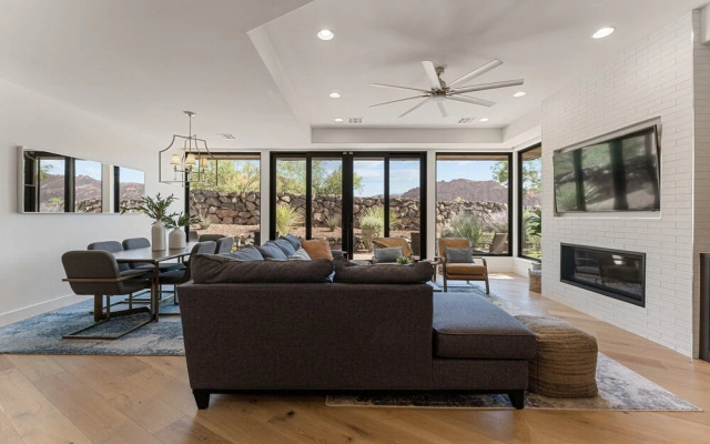 The Yucca Flower #11 3 Bedroom Home