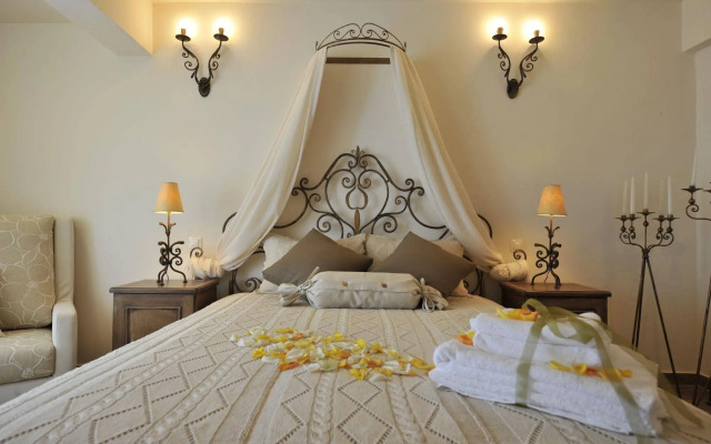 Villa Isabella Studios & Suites