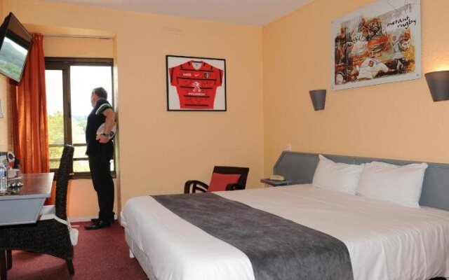 Noemys Brive  