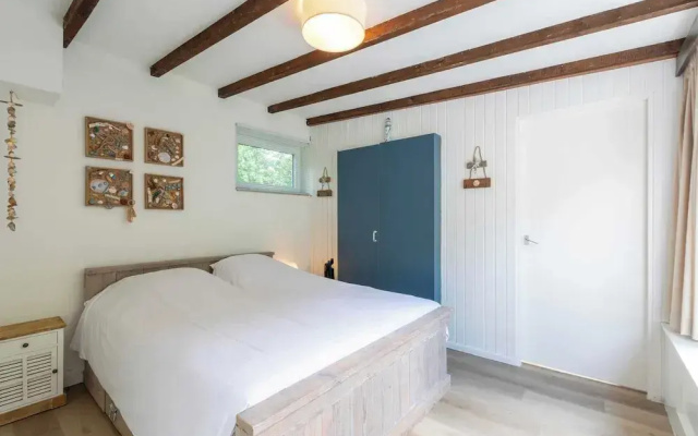 Bungalow in Sint Maartenszee Near the Beach