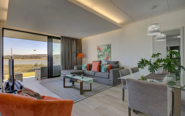 UniqueStay Paardevlei Square Apartment - Adults Only