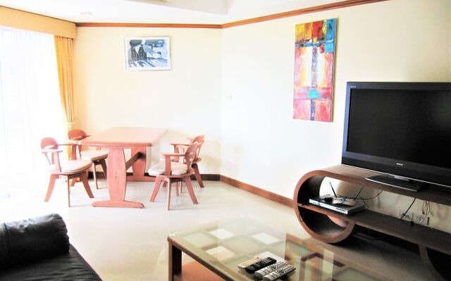 2-bed Sea View - Jomtien Beach - Sleeps 4