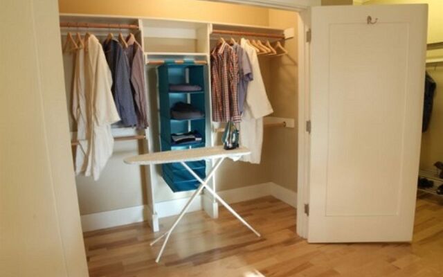 Hollywood Vacation Apartments by Stay City Rentals