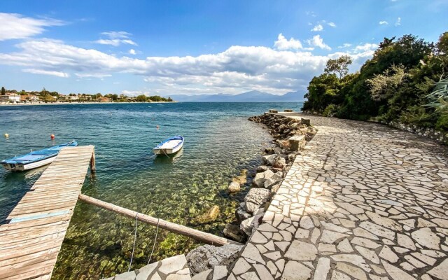 Nice Apartment in Nafpaktos With Wifi and 1 Bedrooms