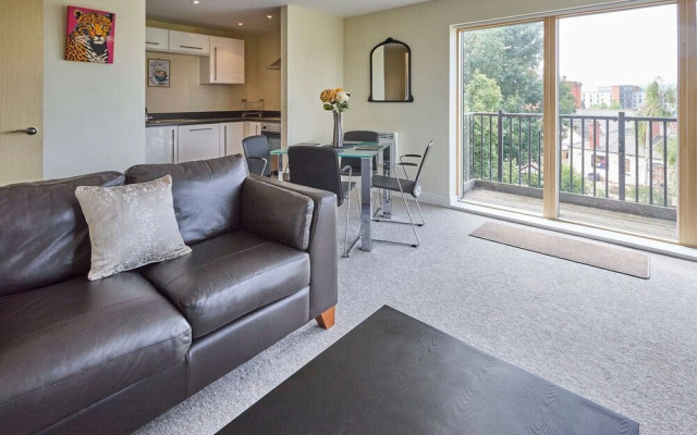 Host Stay Newport House Apartment