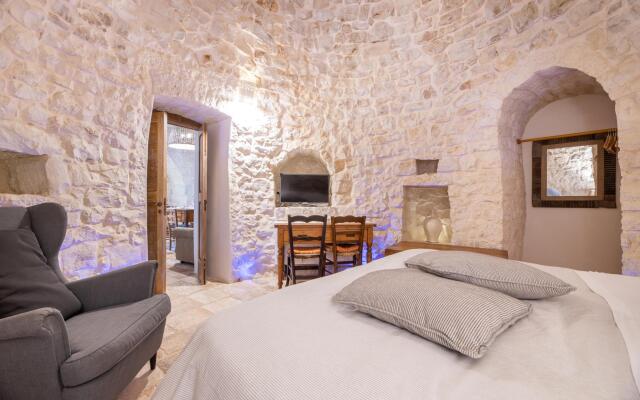 Trullo Fortuna Pool Suite