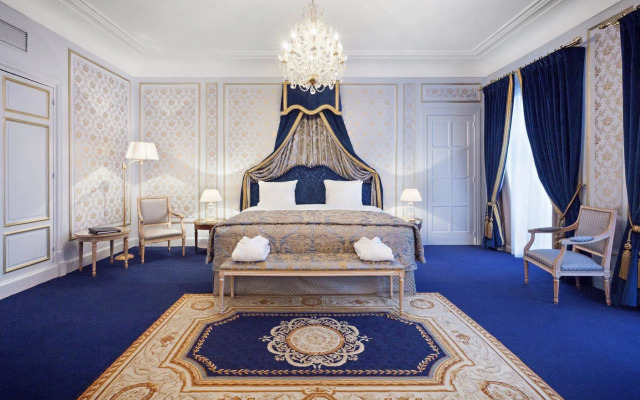 Hotel Metropole