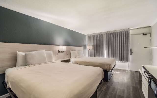 MainStay Suites