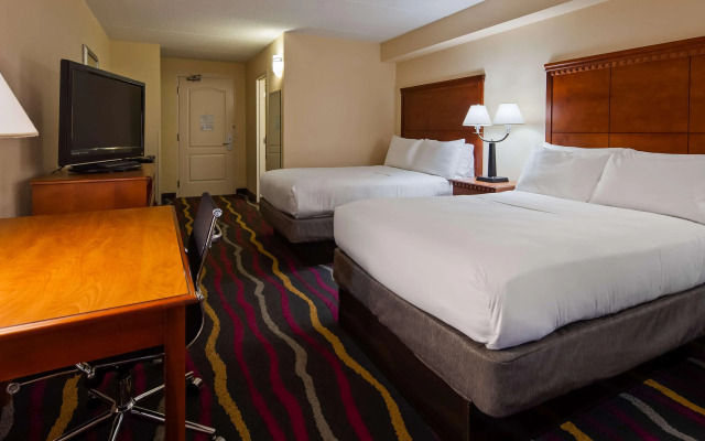 Clarion Pointe Jacksonville near Camp Lejeune