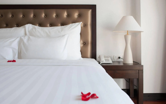 Sandals Island Hotel