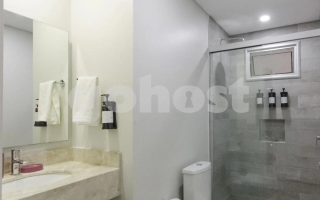 Exceptional Apartment W Great View