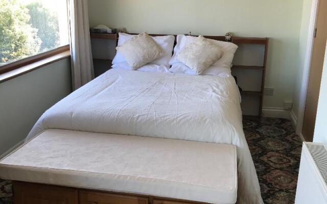 Orchard Manor