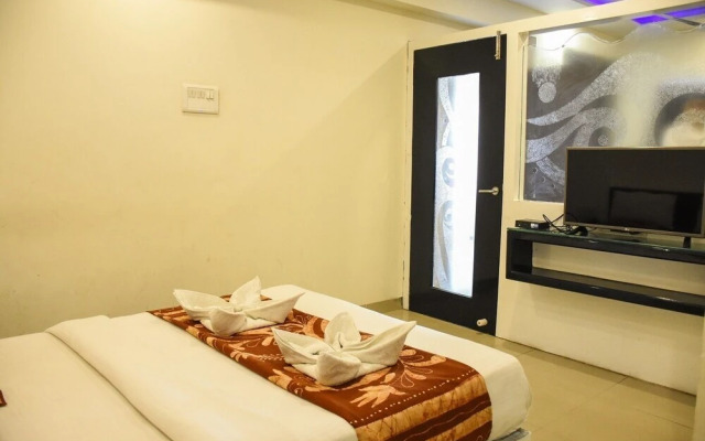 Anroute Stays120- Mahakal Temple