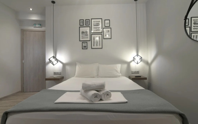Feel Athens Studios at Monastiraki