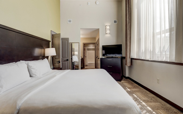 Staybridge Suites Baltimore - Inner Harbor by IHG