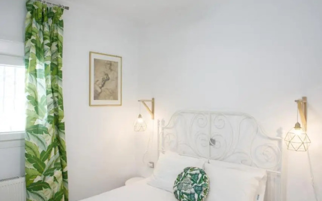 Villa Efi