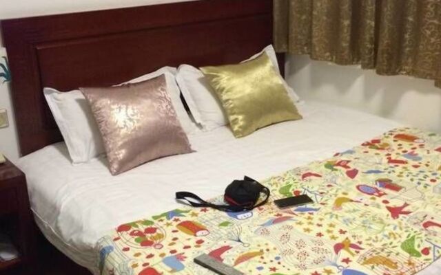 Hotel 66