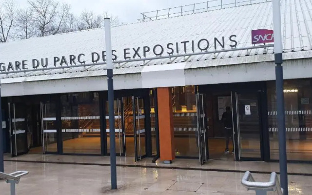 Nice Private Room Paris City20mn&cdg10mn chambre prive