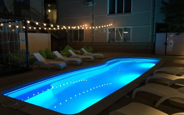 Guest House Semeynyy