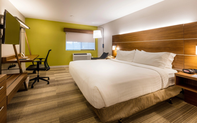 Holiday Inn Express Mira Mesa-San Diego by IHG