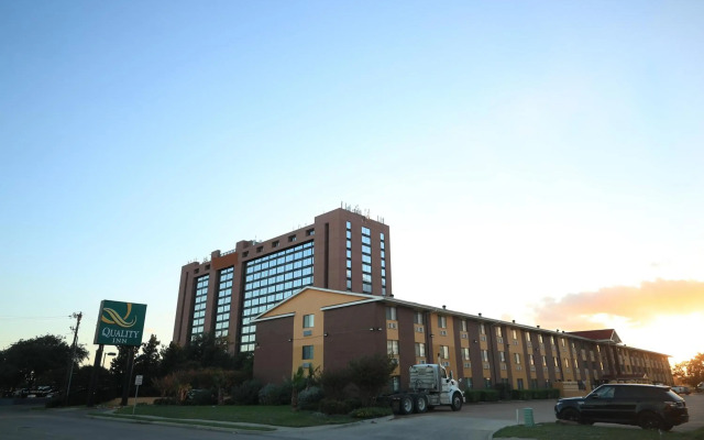 Quality Inn DFW Airport North