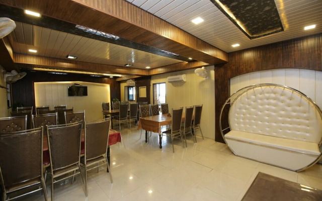 Hotel Satkar by OYO Rooms