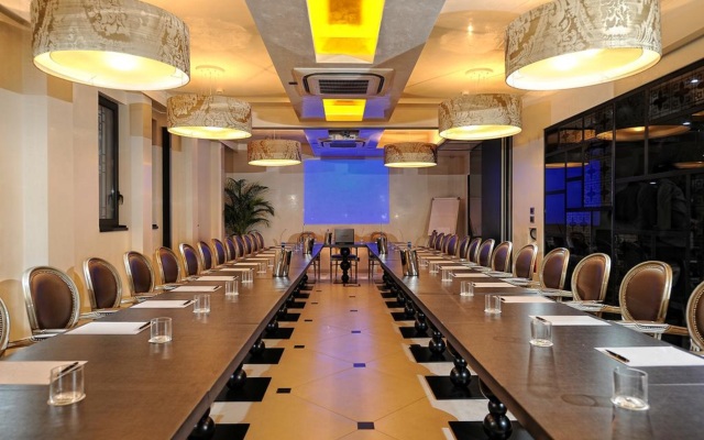 Carnival Palace Hotel