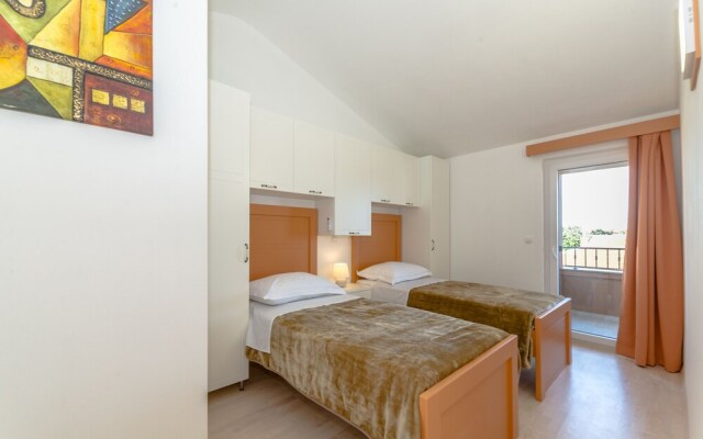 Villa Lusia - Modern villa with pool