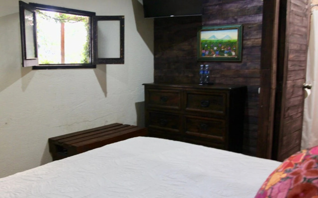 Hostal Antigueño - Hostel