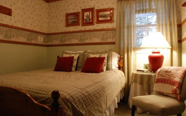 Borchers AuSable Bed & Breakfast