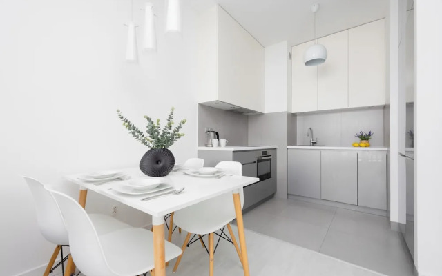 Burakowska 16 Apartment by Renters